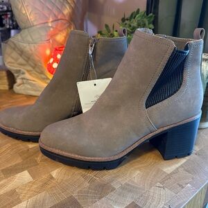 MADALYNN GORE WATER REPELLENT BOOTIE NWT Size 10M